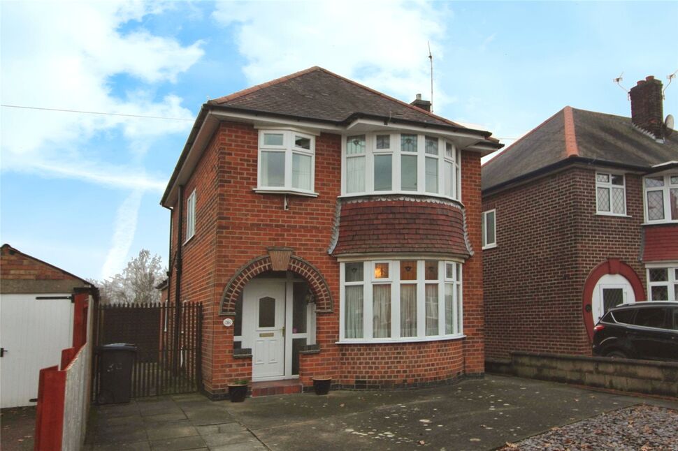 3 bedroom Detached House for sale