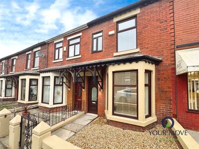 3 bedroom Mid Terrace House for sale