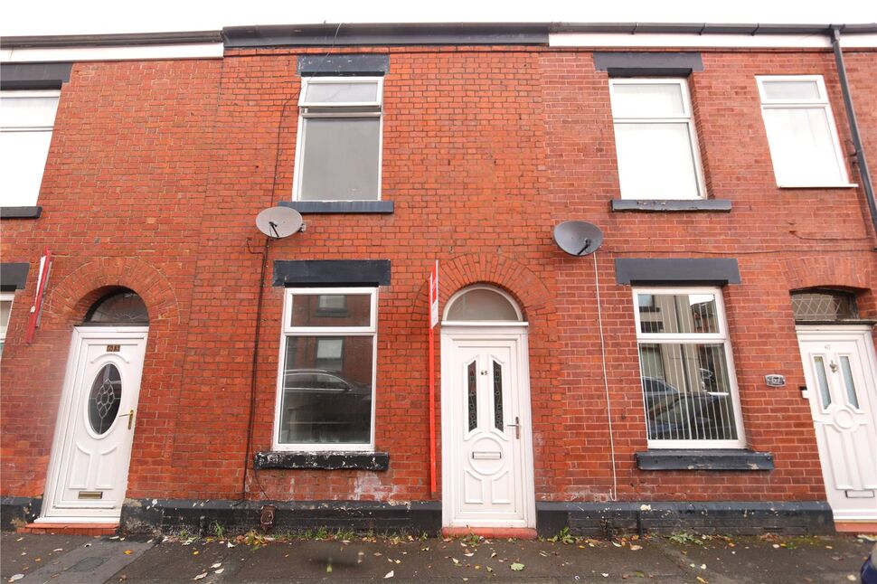 2 bedroom Mid Terrace House for sale