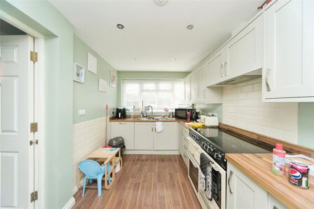 3 bedroom End Terrace House for sale