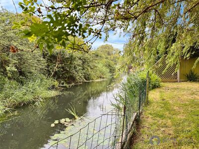 Langney Green, 6 bedroom Semi Detached House for sale, £650,000