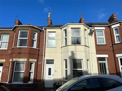 Lawn Road, 3 bedroom Mid Terrace House to rent, £1,300 pcm