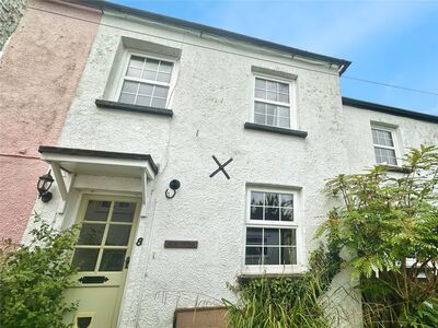 Cornhill, 2 bedroom Mid Terrace House to rent, £900 pcm