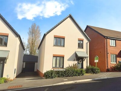 Engineers Way, 4 bedroom Detached House for sale, £450,000