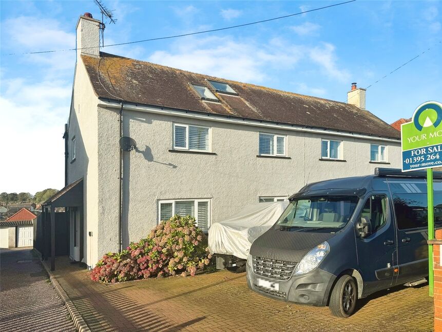 4 bedroom Semi Detached House for sale