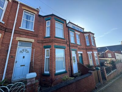 Fairview Terrace, 3 bedroom Mid Terrace House for sale, £375,000