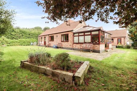 4 bedroom Detached Bungalow for sale