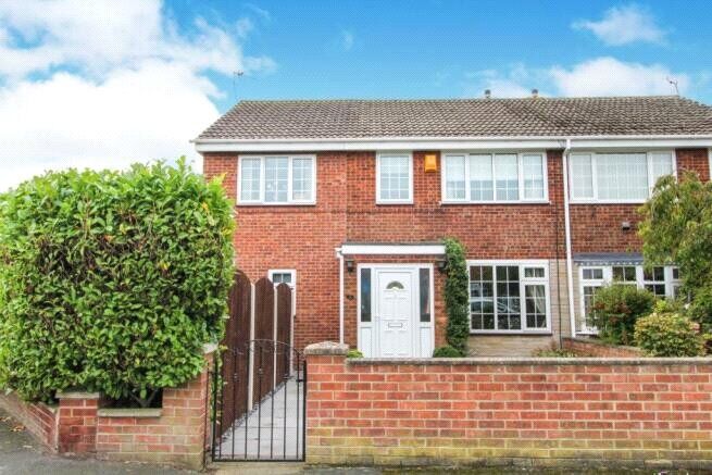 Main image of 4 bedroom Semi Detached House to rent, Oak Avenue, Goole, East Yorkshire, DN14