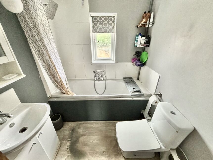 Bathroom / Wc