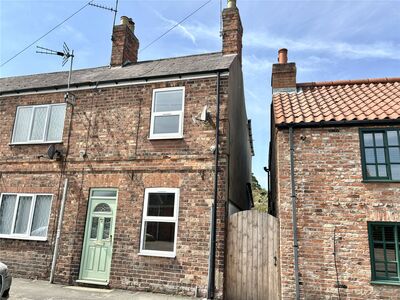 2 bedroom End Terrace Property for sale