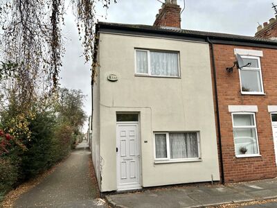 2 bedroom End Terrace House for sale