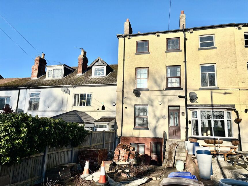 Main image of 4 bedroom Mid Terrace House for sale, Hook Road, Goole, DN14