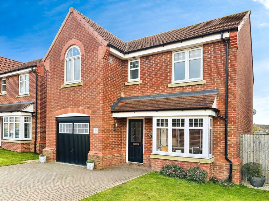 Main image of 4 bedroom Detached House for sale, Waddington Drive, Snaith, Goole, DN14