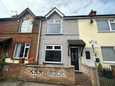 Maidstone Road, 2 bedroom Mid Terrace House to rent, £875 pcm