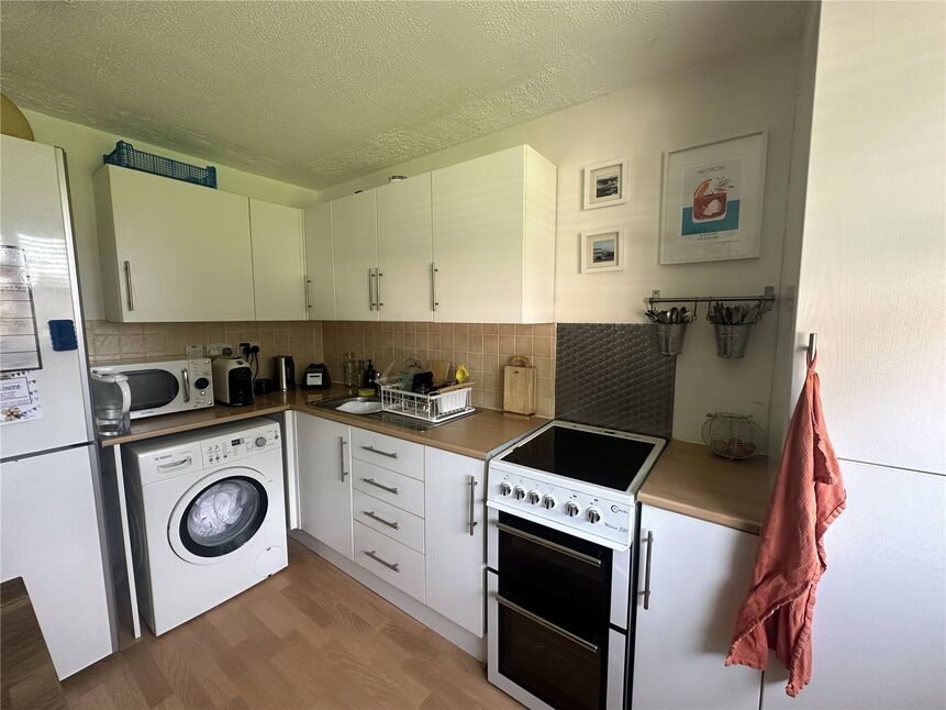 Main image of 2 bedroom  Flat to rent, Leman Road, Gorleston, Norfolk, NR31