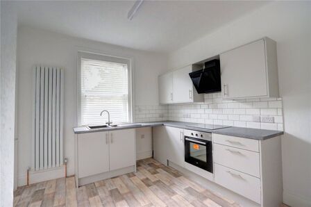 Imperial Buildings, 3 bedroom  Flat to rent, £695 pcm