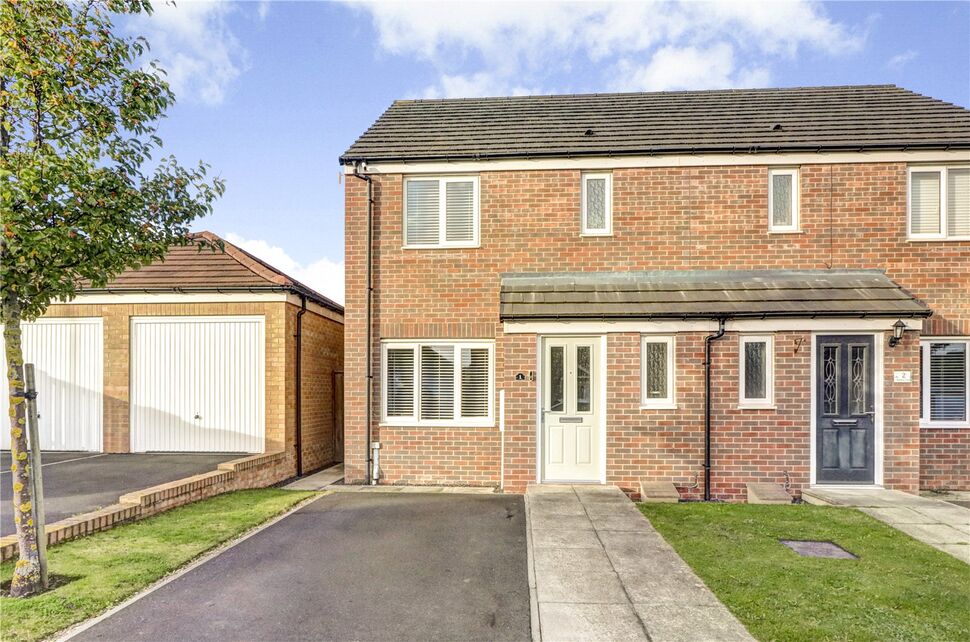 Main image of 3 bedroom Semi Detached House for sale, Starling Close, Houghton-le-spring, Sunderland, DH5