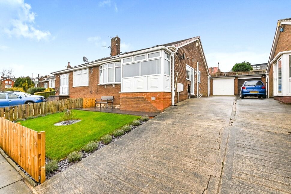 Main image of 2 bedroom Semi Detached Bungalow for sale, Hillview Road, Houghton Le Spring, Tyne and Wear, DH4