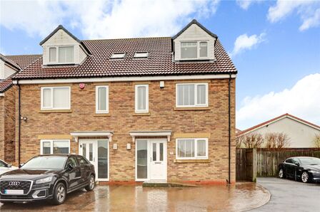 Croft Court, 4 bedroom Semi Detached House for sale, £260,000