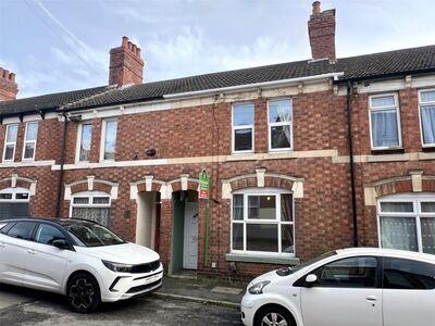 Bath Road, 2 bedroom Mid Terrace House to rent, £950 pcm