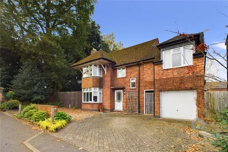 Southlands, 4 bedroom Detached House for sale, £450,000