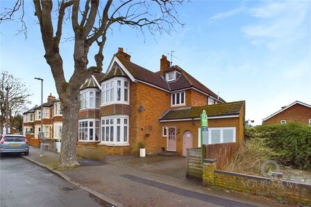 Glebe Avenue, 5 bedroom Semi Detached House for sale, £485,000