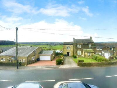 Harecroft, 3 bedroom End Terrace House for sale, £170,000