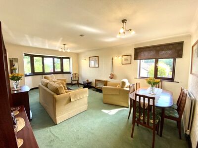 High Meadow, 2 bedroom Detached Bungalow for sale, £225,000