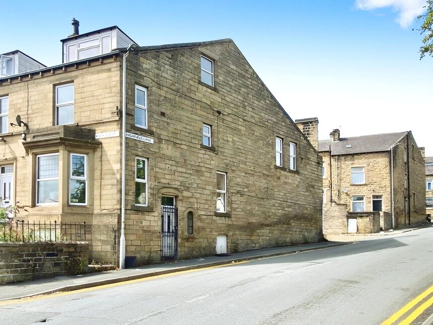 Main image of 5 bedroom End Terrace House for sale, Highfield Lane, Keighley, West Yorkshire, BD21