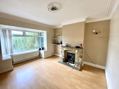 Bradford Road, 3 bedroom Mid Terrace House for sale, £145,000