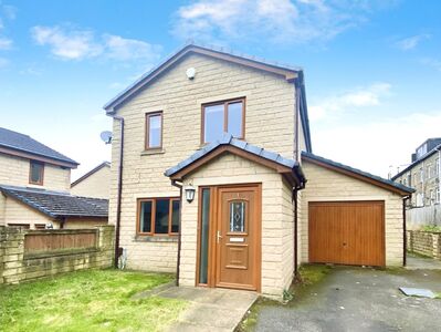 3 bedroom Detached House for sale