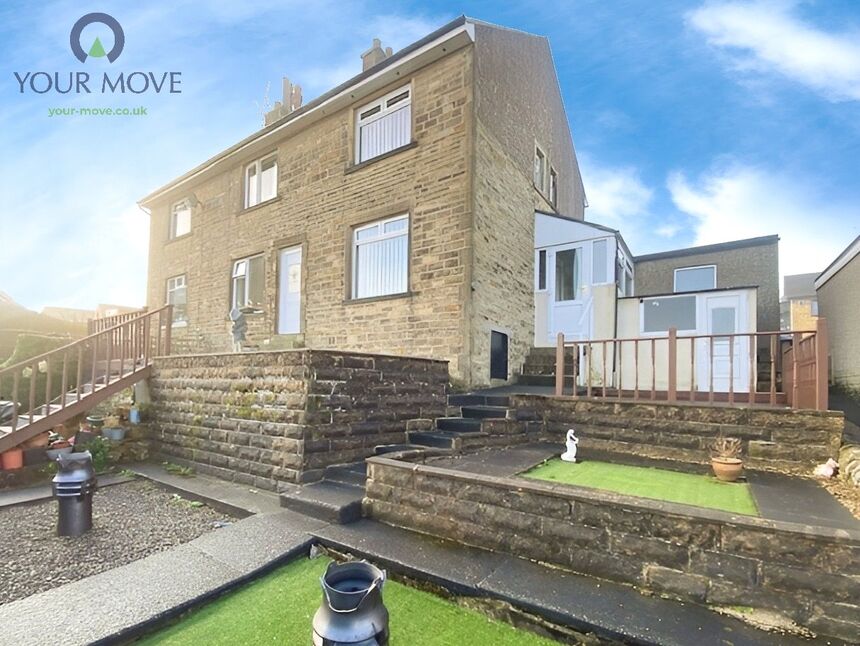 Main image of 2 bedroom End Terrace House for sale, Moorlands Avenue, Oakworth, West Yorkshire, BD22