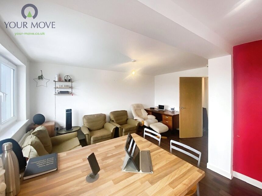 Main image of 1 bedroom  Flat for sale, Parkwood Rise, Keighley, West Yorkshire, BD21