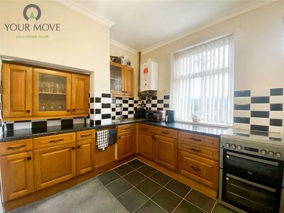 Poplar Terrace, 2 bedroom Mid Terrace House for sale, £120,000