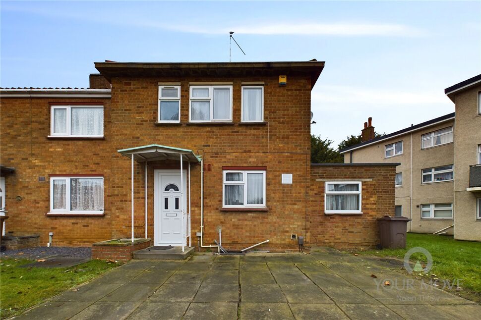 Main image of 3 bedroom Mid Terrace House to rent, Chalcombe Avenue, Kingsthorpe, Northampton, NN2