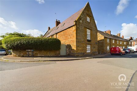 Well Yard, 4 bedroom Semi Detached House to rent, £1,900 pcm