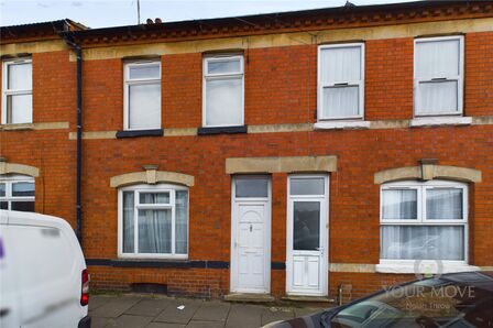 2 bedroom Mid Terrace House for sale