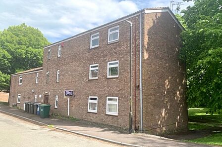 Wedmore Close, 1 bedroom  Flat to rent, £900 pcm