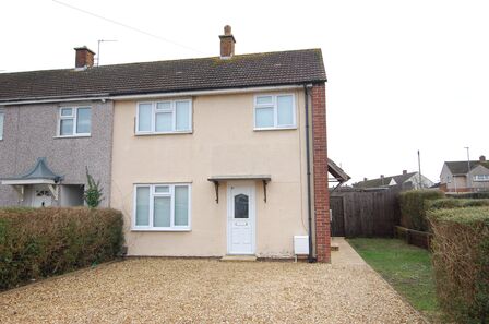 3 bedroom End Terrace House to rent