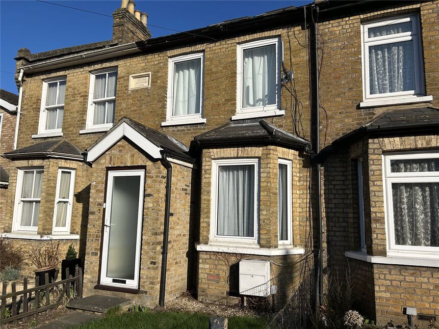 Main image of 2 bedroom Mid Terrace House for sale, Elmhurst Road, Langley, Berkshire, SL3