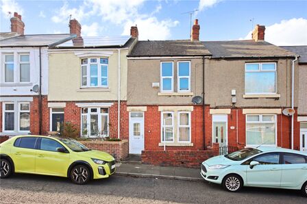 Nursery Lane, 2 bedroom Mid Terrace House to rent, £795 pcm