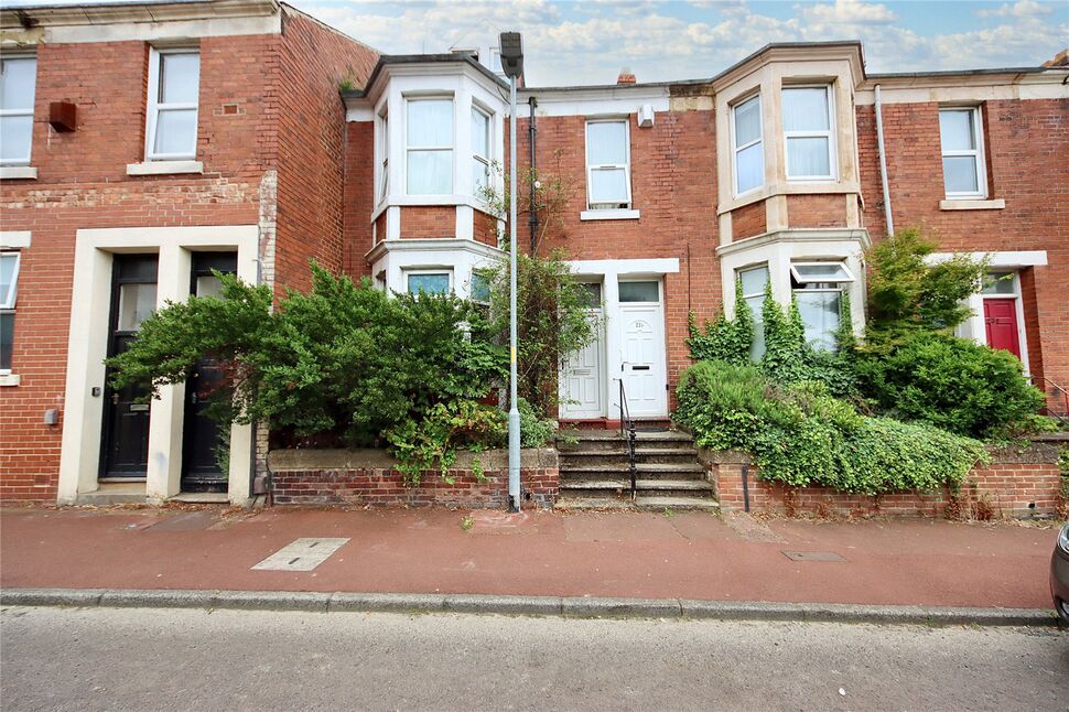 Main image of 2 bedroom  Flat for sale, Brighton Road, Gateshead, Tyne and Wear, NE8