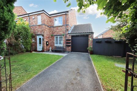 3 bedroom End Terrace House for sale