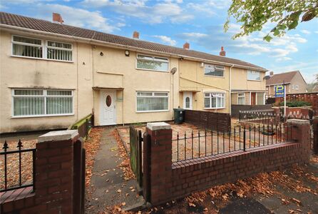 2 bedroom Mid Terrace House for sale