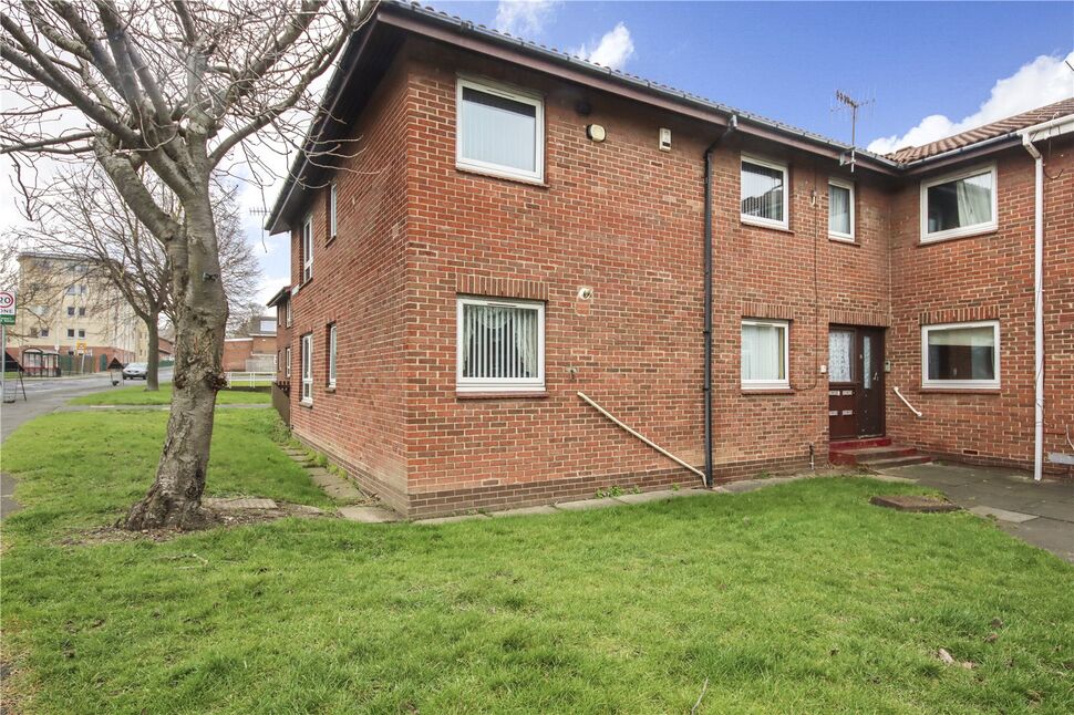 Main image of 2 bedroom  Flat for sale, Queens Court, Teams, Gateshead, NE8