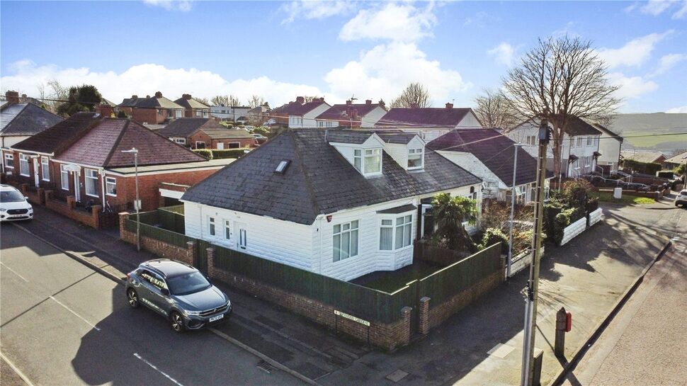 Main image of 3 bedroom Semi Detached Bungalow for sale, Glynwood Gardens, Low Fell, Gateshead, NE9