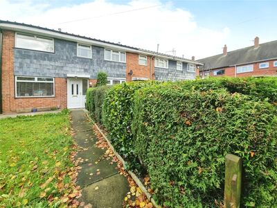 Hurst Street, 2 bedroom Mid Terrace House to rent, £750 pcm