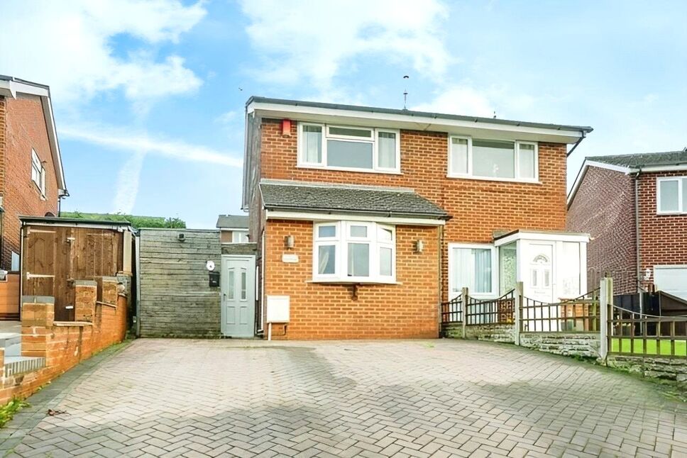 Main image of 2 bedroom Semi Detached House for sale, Dobell Grove, Meir Hay, Staffordshire, ST3