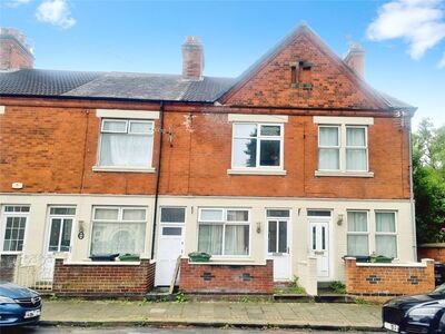 Warner Place, 3 bedroom Mid Terrace House to rent, £1,050 pcm