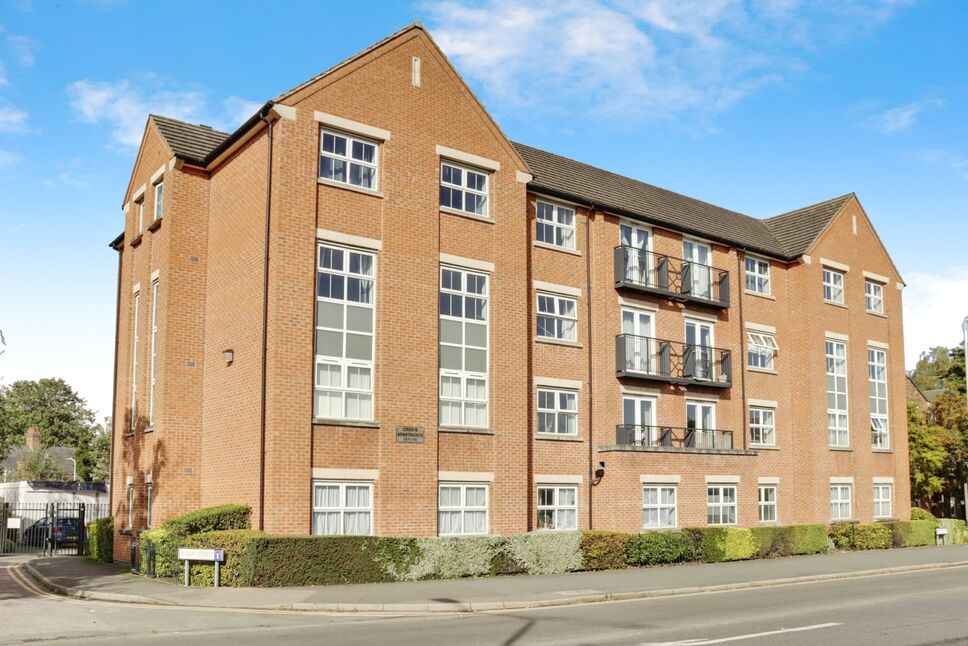 Main image of 2 bedroom  Flat for sale, Queen Street, Loughborough, Leicestershire, LE11